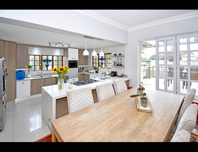 3 BEDROOM HOUSE FOR SALE IN KENSINGTON